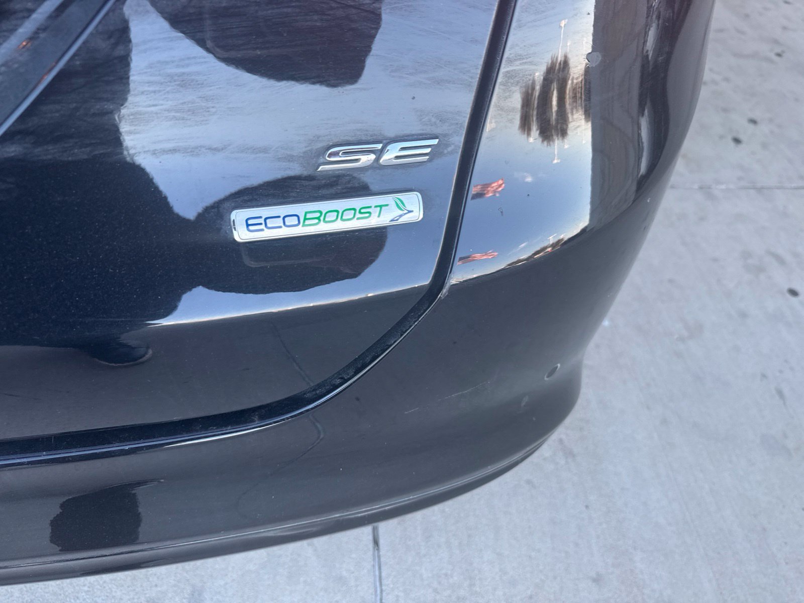 Used 2018 Ford Fusion SE w/ Fusion SE Technology Package FWD image 18