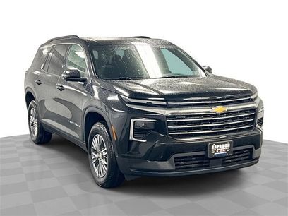 New 2025 Chevrolet Traverse LT w/ Driver Confidence Package