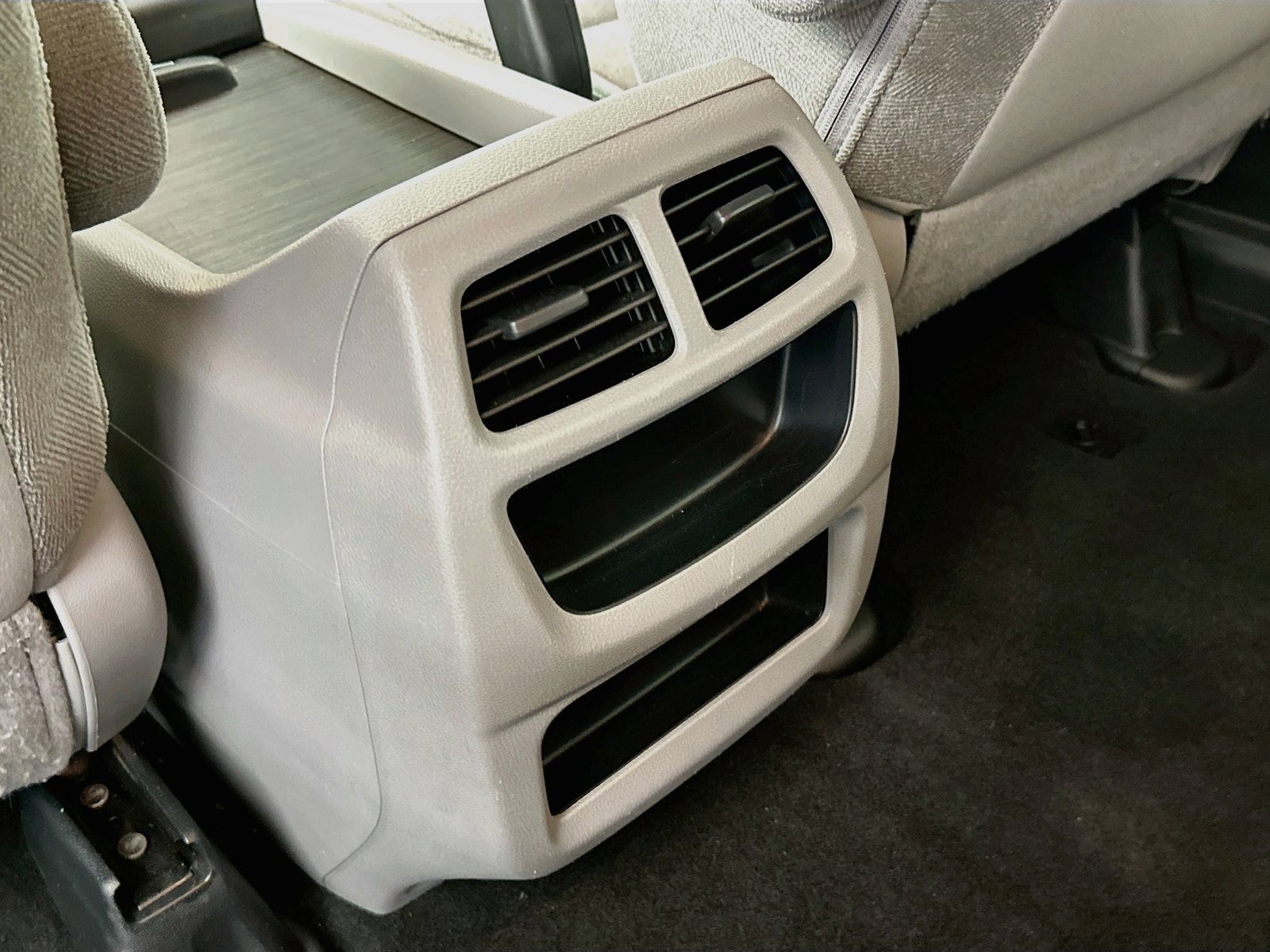 Used 2019 Honda Pilot LX image 24