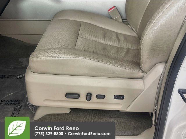 Used 2013 Ford Expedition EL Limited AWD/4WD image 21