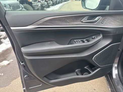 New 2026 Jeep Grand Cherokee Limited image 20