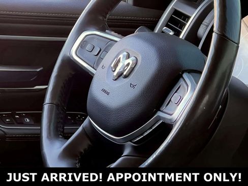 Used 2020 RAM 1500 Laramie image 31