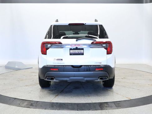 Used 2022 GMC Acadia AT4 w/ Technology Package AWD/4WD image 4
