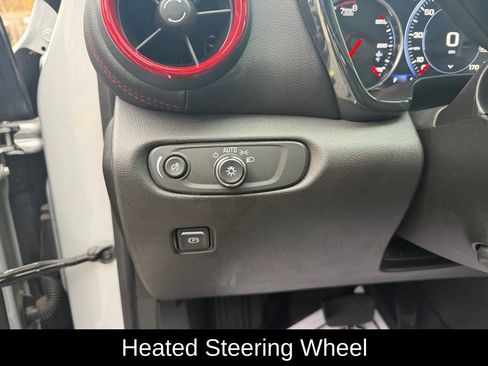 Used 2022 Chevrolet Blazer RS w/ Enhanced Convenience Package image 17