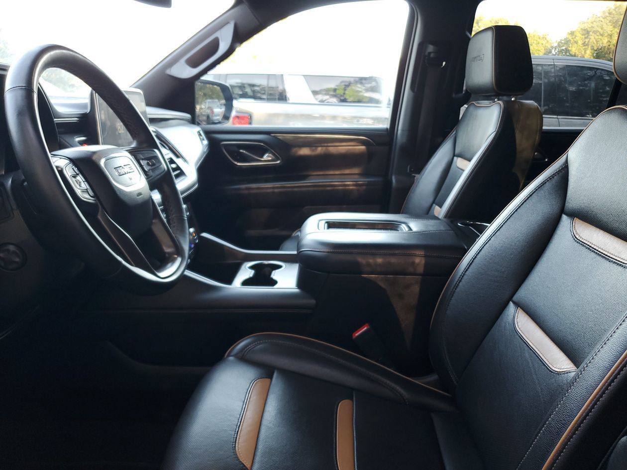 Used 2023 GMC Yukon AT4 AWD/4WD image 18