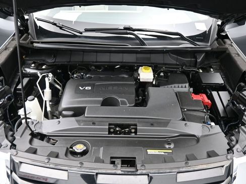 Used 2023 Nissan Pathfinder SL image 25