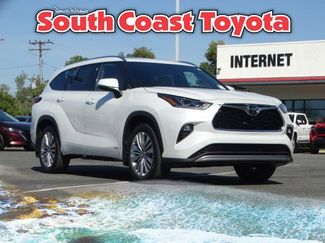 New 2026 Toyota Highlander Platinum video 1