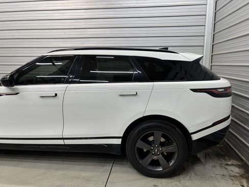 Used 2020 Land Rover Range Rover Velar R-Dynamic S image 5