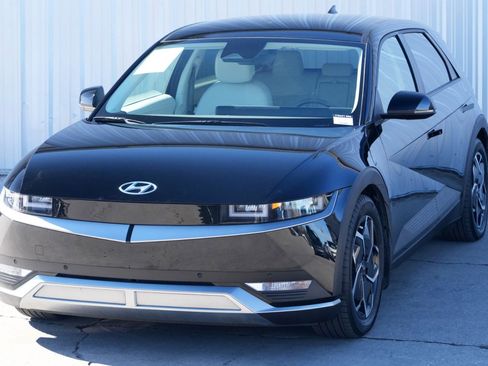 Used 2023 Hyundai Ioniq 5 SEL image 44