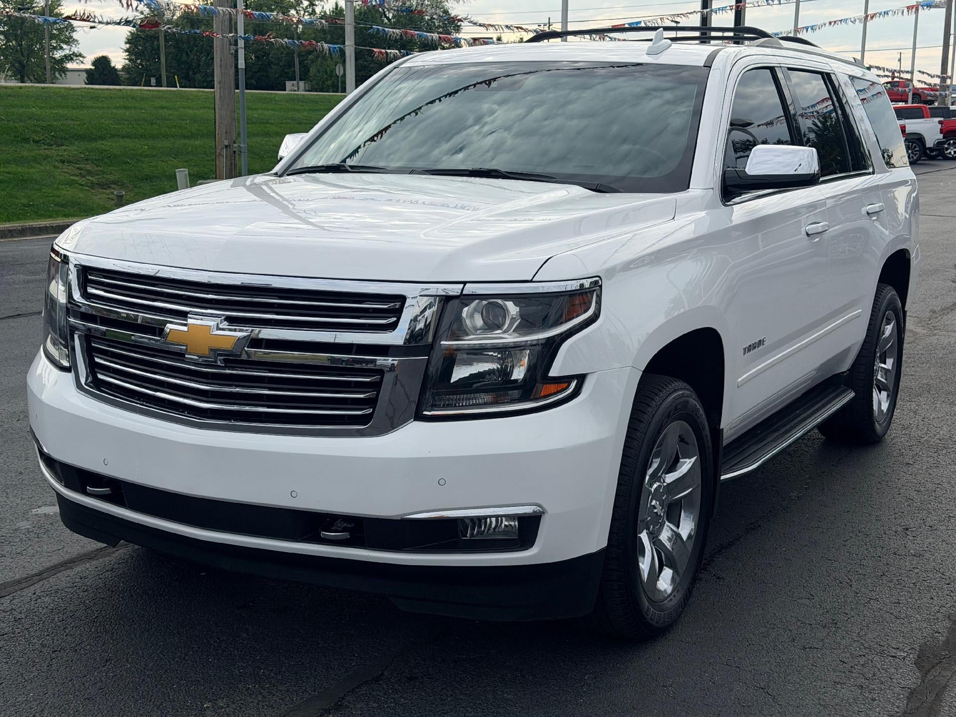 Used 2018 Chevrolet Tahoe Premier AWD/4WD image 1