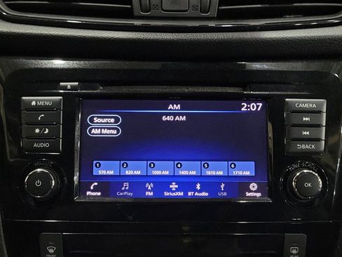 Used 2019 Nissan Rogue SV image 25