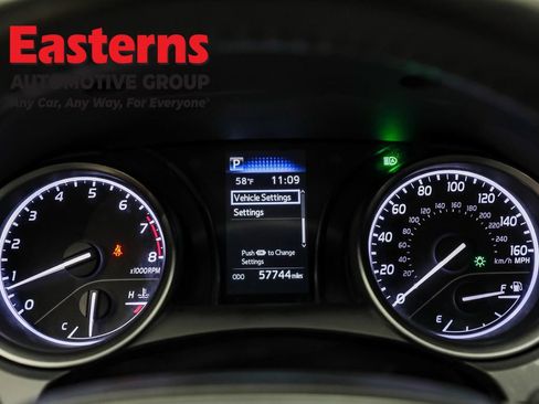 Used 2024 Toyota Camry SE image 18