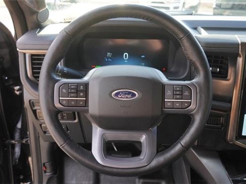 Used 2023 Ford F150 Lightning Lariat image 23