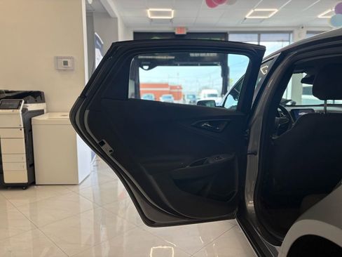 Used 2024 Chevrolet Malibu LT image 33