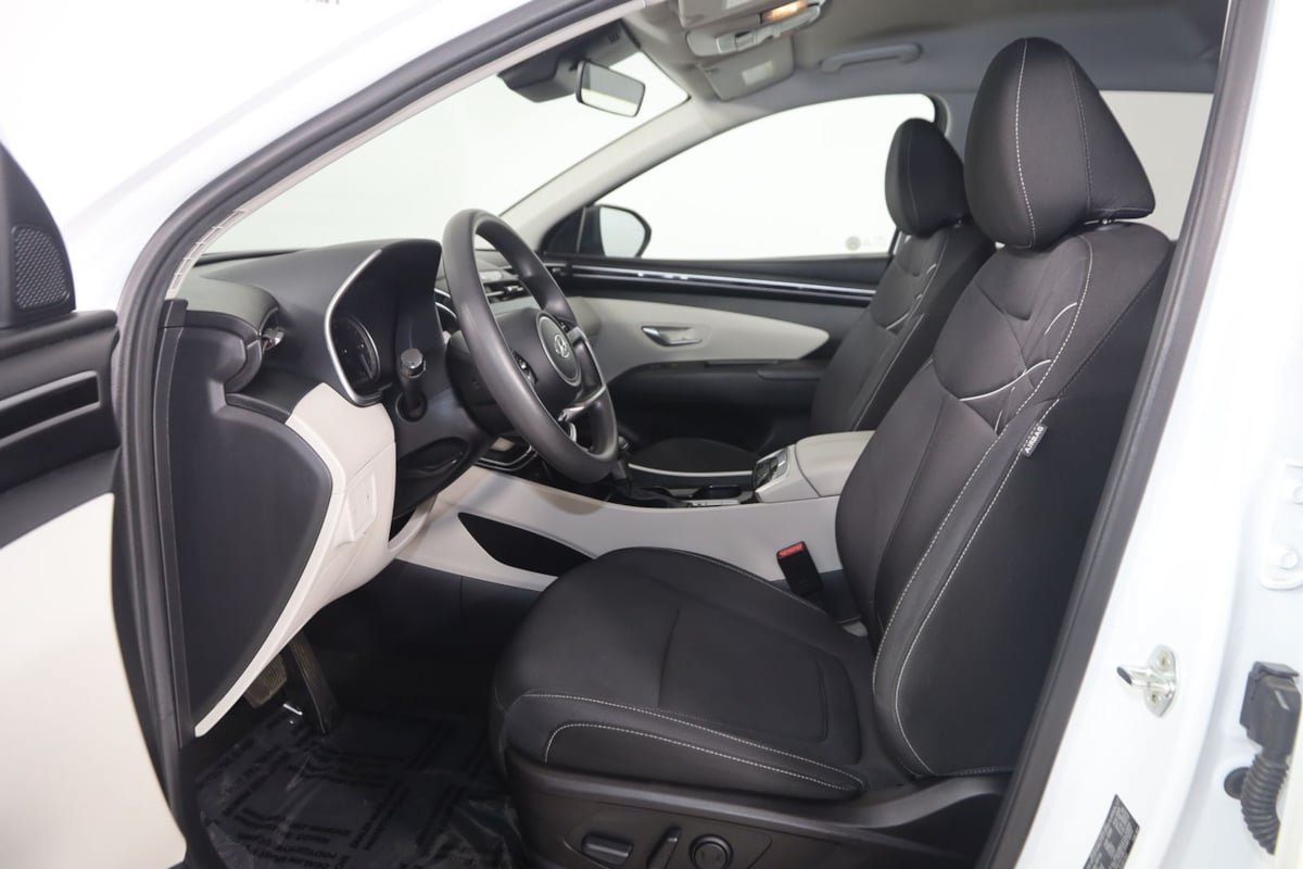 Used 2022 Hyundai Tucson SEL w/ Cargo Package AWD/4WD image 11