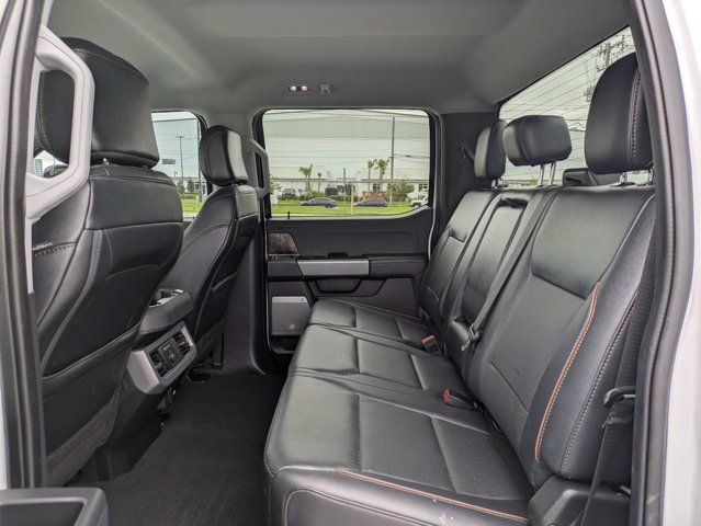Used 2025 Ford F250 Lariat w/ Black Appearance Package AWD/4WD image 13