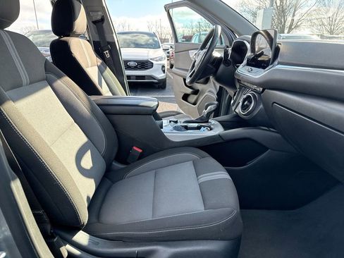 Used 2024 Chevrolet Blazer LT FWD image 21