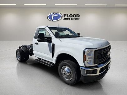 New 2027 Ford F350 XL w/ XL Chrome Package
