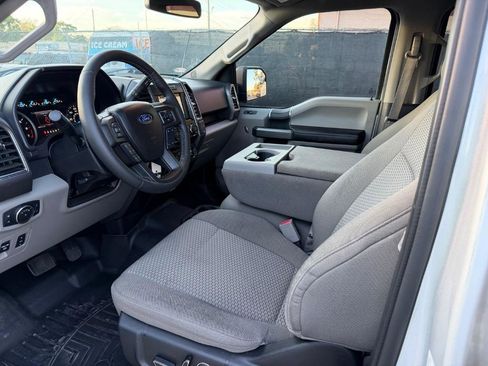 Used 2017 Ford F150 XLT w/ Equipment Group 302A Luxury image 11