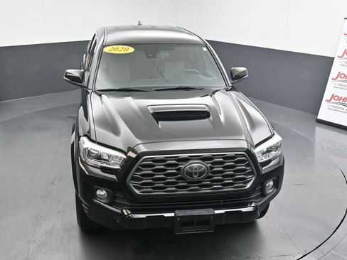 Used 2020 Toyota Tacoma TRD Sport image 30