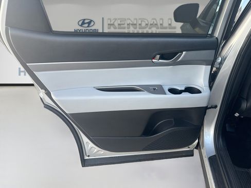 Used 2022 Hyundai Palisade SEL w/ Convenience Package FWD image 21