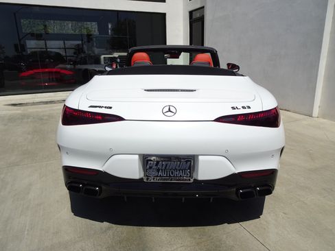Used 2022 Mercedes-Benz SL 63 AMG 4MATIC w/ Driver Assistance Package image 6