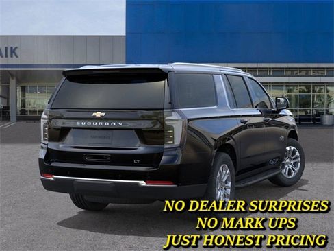 New 2026 Chevrolet Suburban LT w/ Comfort Package image 4