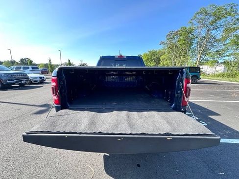 Used 2021 RAM 1500 Laramie AWD/4WD image 16