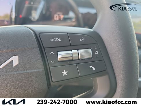 New 2026 Kia K4 FWD image 30