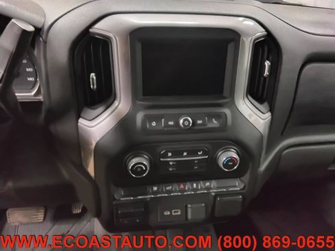 Used 2022 Chevrolet Silverado 2500 Custom w/ Custom Convenience Package AWD/4WD image 12