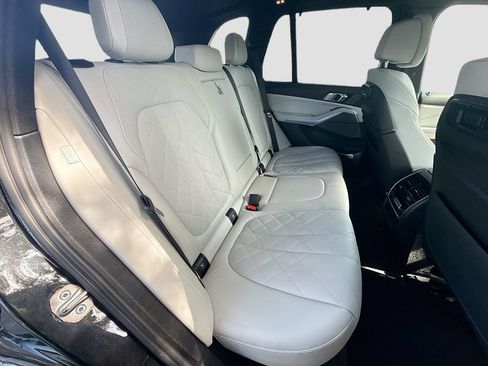 Used 2023 BMW X5 M50i w/ Executive Package AWD/4WD image 30