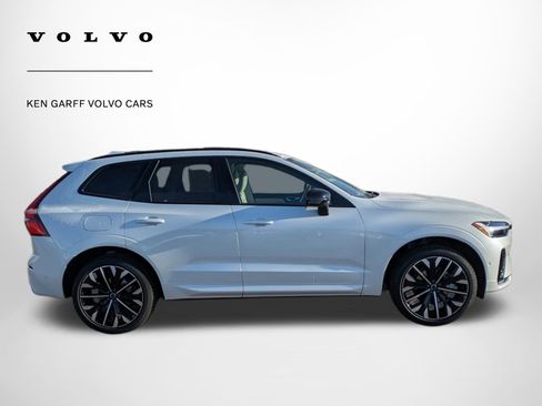 New 2026 Volvo XC60 B5 Ultra w/ Climate Package image 2