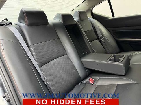 Used 2024 Nissan Altima 2.5 SR FWD image 18