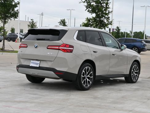 Certified 2025 BMW X3 xDrive30 w/ Premium Package AWD/4WD image 9