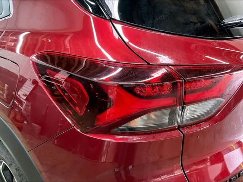 Used 2022 Chevrolet TrailBlazer RS w/ Sun and Liftgate Package image 31