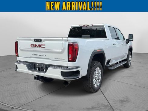 Used 2022 GMC Sierra 2500 Denali AWD/4WD image 4