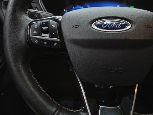 Used 2021 Ford Escape Titanium w/ Titanium Elite Package FWD image 20