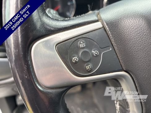 Used 2019 GMC Sierra 2500 SLT w/ Duramax Plus Package image 4