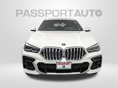 Used 2022 BMW X6 xDrive40i w/ M Sport Package image 9