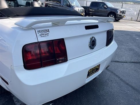 Used 2007 Ford Mustang GT Premium RWD image 40