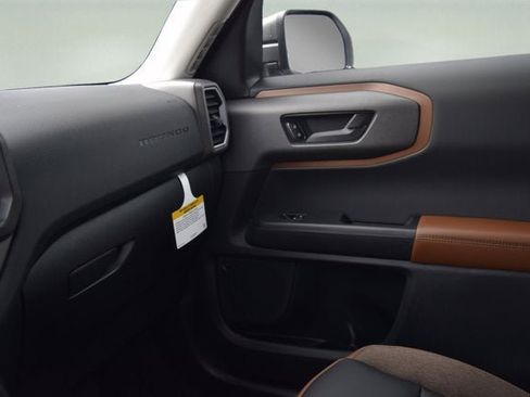 New 2025 Ford Bronco Sport Outer Banks w/ Outer Banks Tech Package+ image 11