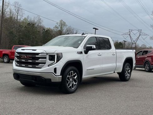 Used 2023 GMC Sierra 1500 SLE w/ X31 Off-Road Package image 25