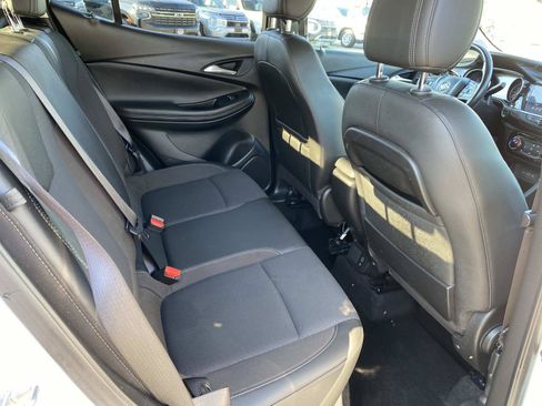 Used 2020 Buick Encore GX Preferred w/ Cold Weather Comfort Package FWD image 21