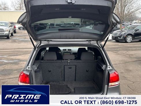 Used 2011 Volkswagen GTI 2-Door image 11