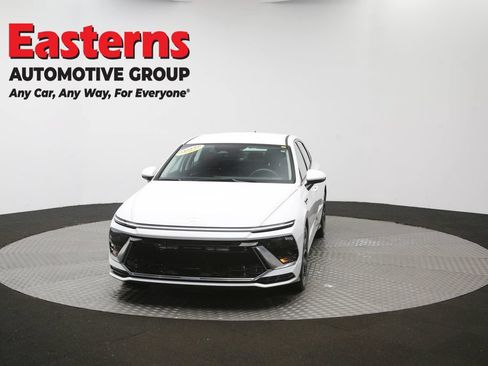 Used 2025 Hyundai Sonata SEL FWD image 47