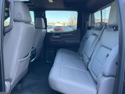 Certified 2022 Chevrolet Silverado 1500 LTZ w/ LTZ Convenience Package II image 17