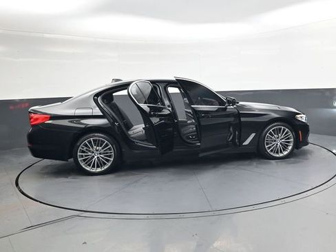 Used 2020 BMW 530i w/ Convenience Package image 35