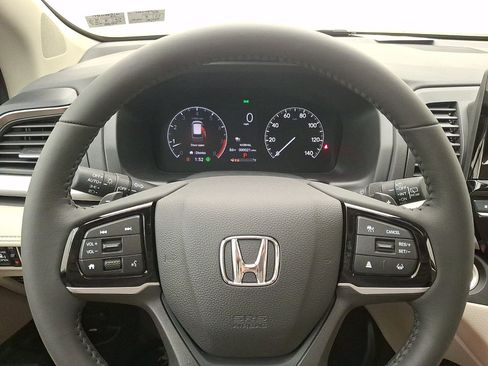Used 2026 Honda Odyssey EX-L image 19