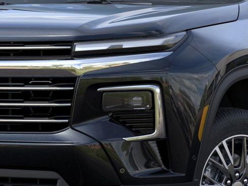 New 2025 Chevrolet Traverse LT w/ Enhanced Driving Package image 10