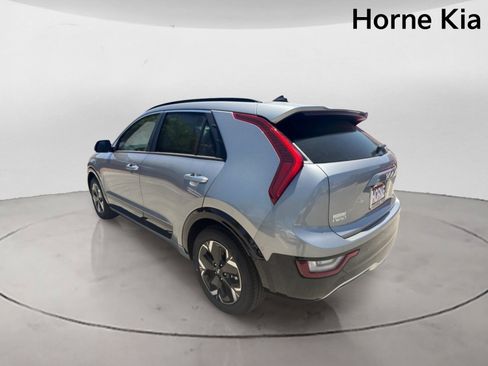 New 2026 Kia Niro Wave FWD image 5